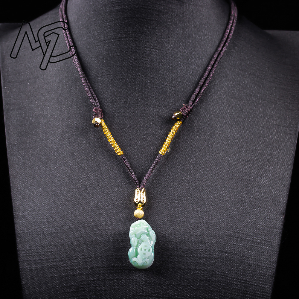 Natural Burmese A Emerald Pea  - огляд і ціна Necklaces