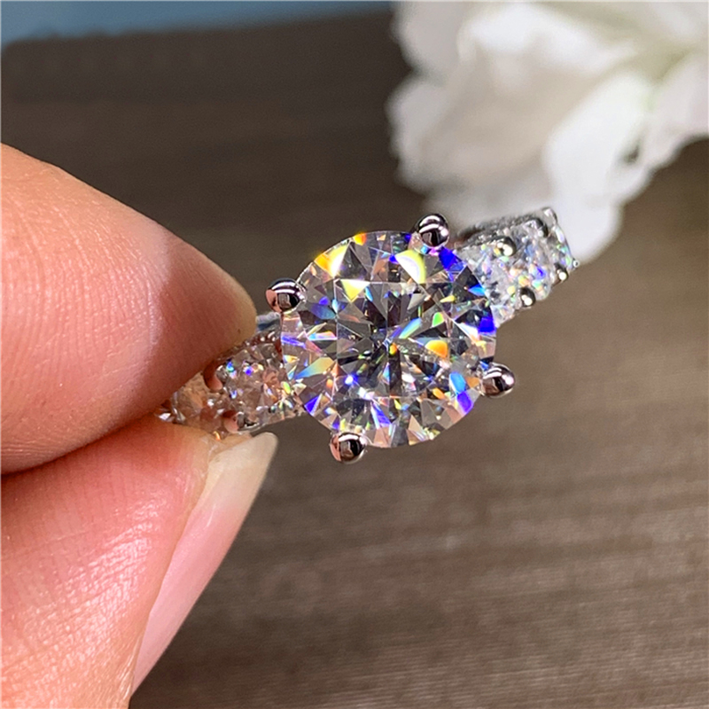 Custom Solid 18K Au750 White G - огляд і ціна Moissanite Engagement Ring 1 Carat
